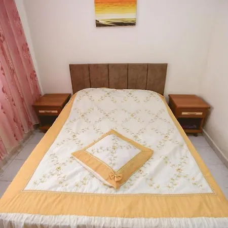 Izol Evleri Aparthotel Kumluca