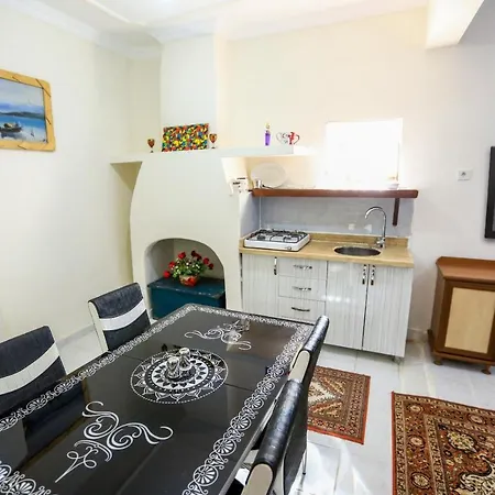 Izol Evleri * Kumluca