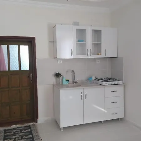 Izol Evleri Aparthotel *